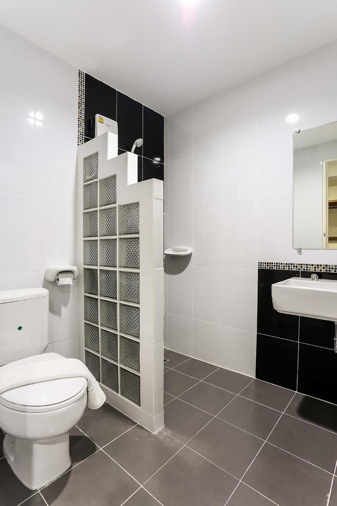 צ'יאנג מאי Canary House Rachawong คานารี่ เฮ้าส์ ราชวงศ์ מראה חיצוני תמונה