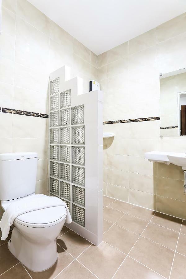 צ'יאנג מאי Canary House Rachawong คานารี่ เฮ้าส์ ราชวงศ์ מראה חיצוני תמונה